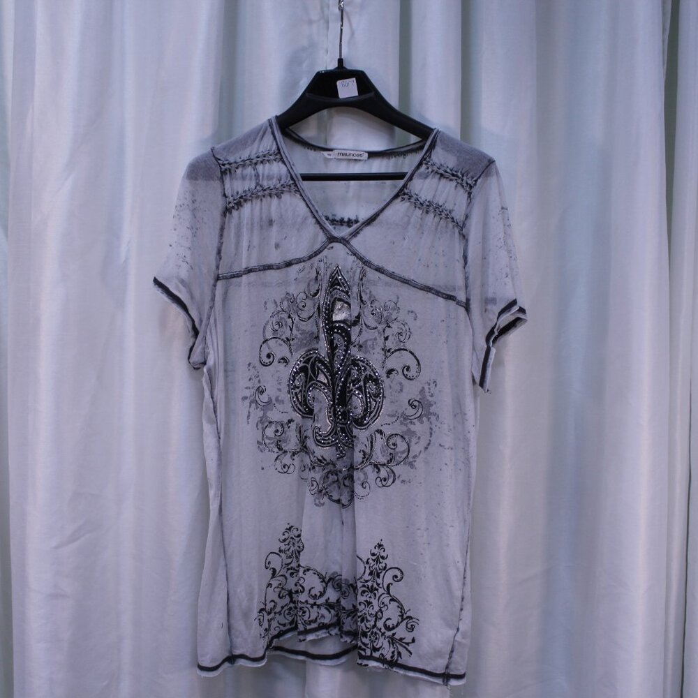 Maurices Silver and Black Fleur-de-Lis Tee